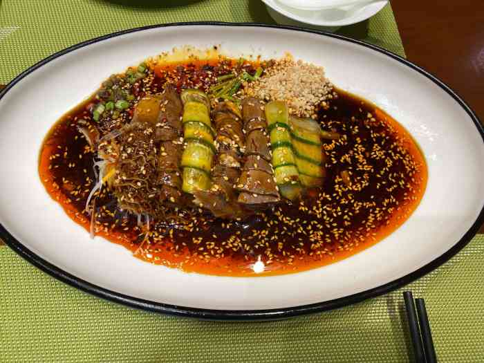 北京印象川之味-"环境不错的一家川味餐厅,怎么就不开了,这.