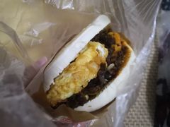 蛋菜夹馍-老马家马蓉蛋菜夹馍·腊牛肉夹馍(回民街店)