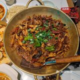 武汉人排队也要吃的烧鸭拌面，简直一绝！ 