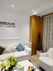 -HEYAN荷妍专业脱毛连锁机构