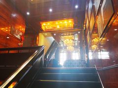 -半岛公馆(淞兴西路店)