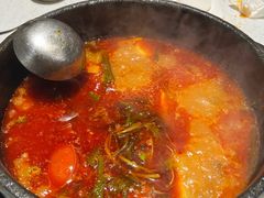 -贵府酸汤牛肉火锅·贵州老字号(飞山街店)