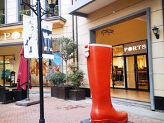 -王府井奥莱临潼小镇(临潼店)