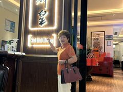 -醉辉皇上海之巅(上海中心大厦店)