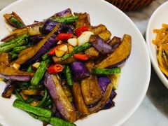 -小菜园新徽菜(宜兴八佰伴店)