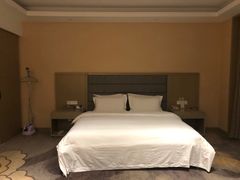 -兴芮温泉度假区