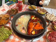 -赵美丽·重庆社区火锅·直营店(火车东站·中豪国际店)