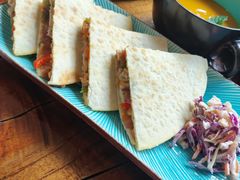 -蓝壁虎咖啡酒馆