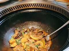 -锅老头海鲜铁锅炖