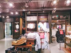 -Hollister Co(杭州万象城店)