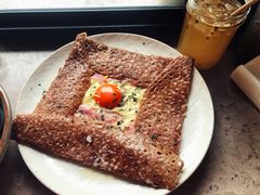 鸡蛋蘑菇熏肉荞麦可丽饼-RAC BAR(安福路店)