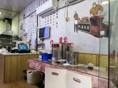-渝之汇牛肉豌杂面