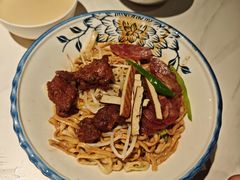 -镇南锅盖面馆(解放路店)