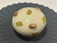 -潮一不贰·法式甜品·生日蛋糕·西式简餐(外滩店)