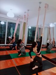-Yvon yoga 瑜伽·精准体态管理中心