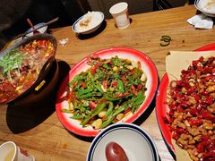 -泥糊破店小酒馆·团建聚餐(南京西路店)