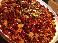 -有红鸡毛店·川菜(建设路店)