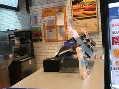 -汉堡王(金鹰天地广场店)