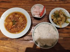 -茶花妹子云南餐厅(传媒大学店)