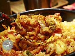辣白菜五花肉拌饭-原始泥炉烤肉(总店)