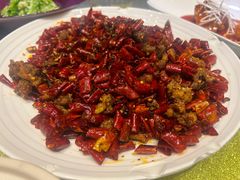 -临界音乐酒馆·小龙虾·江湖菜(华熙LIVE·鱼洞店)