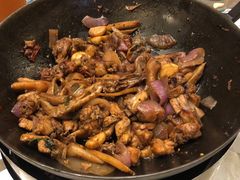 -胡须佬鸡煲四季火锅店(石厦西村直营店)