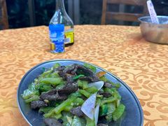 苦瓜炒牛肉-鸡佬私房菜(南浦店)