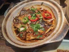 凤爪焗鱼头-周家二小姐的菜(西津渡店)