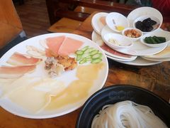 -桥香园过桥米线(国贸店)