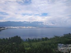 -大理洱海龙湾假日酒店