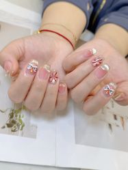 -七彩虹美甲美睫 半永久