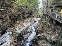 -藏龙百瀑风景区