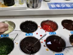 -百品聚旋转火锅(万德庄店)