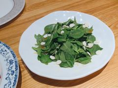 -柒月小火炉·新派川菜(金狮广场店)