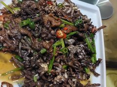 猫爪菇炒牛肉-下梅人家土菜馆(历史文化餐厅度假区店)