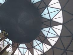 -上海滴水湖皇冠假日酒店