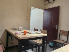 -宏大运餐厅(传媒大学店)