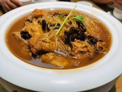 小鸡炖蘑菇-上关雪東北菜(中房金谊店)