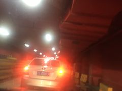 -欧尚超市苏州店停车场(金鸡湖路店)