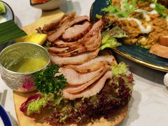 香烤猪颈肉配秘制蘸料-正泰餐厅AmazingThai(新奥购物中心店)