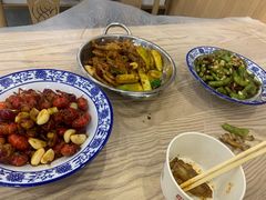 -江城燕子大排档(江汉路步行街店)