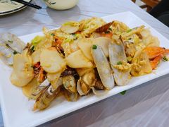 海鲜炒年糕-金海湾海鲜排档(朱家尖店)