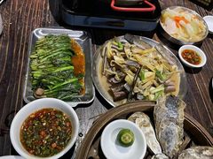 -蚝美人·生蚝海鲜烧烤(茶花园店)