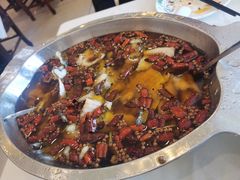 水煮份鱼-鑫巴蜀小镇 · 水煮鱼专研店(玉桥店)