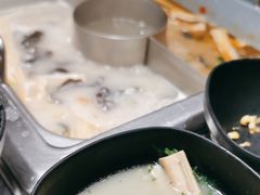 -新辣道鱼火锅(领展购物广场·中关村店)