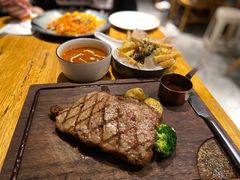 谷饲厚切肉眼扒配薯菜-森Some Fusion(荔湾店)