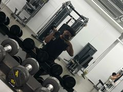 -乐刻运动(闵行永德路地铁站店)