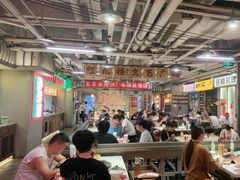 -红九格老火锅(三峡广场店)