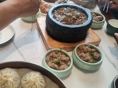 -梅利汴京烤鸭•开封豫菜地标店(东大街店)
