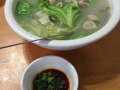 -茅屋大酒店